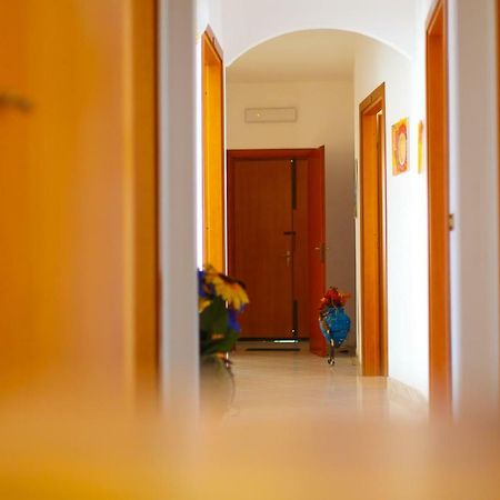 Casa Vacanze L'Orizzonte Aparthotel Валдериче Екстериор снимка