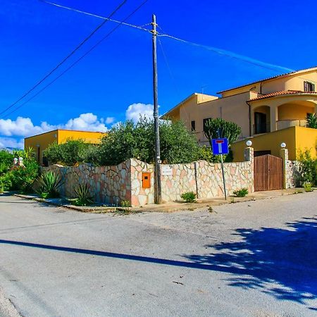 Casa Vacanze L'Orizzonte Aparthotel Валдериче Екстериор снимка