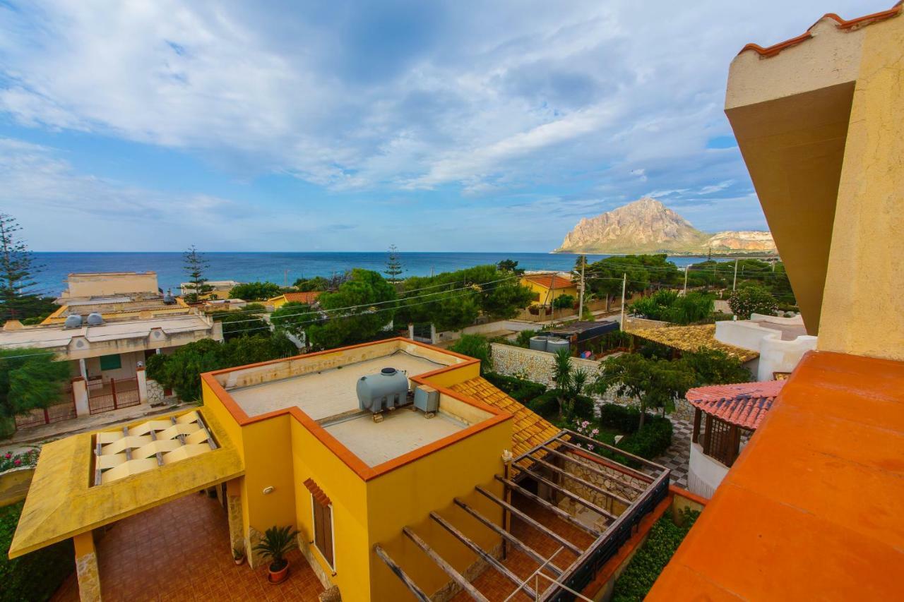 Casa Vacanze L'Orizzonte Aparthotel Валдериче Екстериор снимка