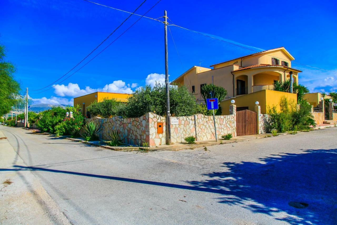 Casa Vacanze L'Orizzonte Aparthotel Валдериче Екстериор снимка